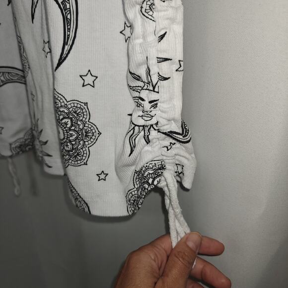 ON Fire Women L White Sun Moon Astrological Print Mesh Shirt Fitted Tunic Dress - Picture 4 of 9